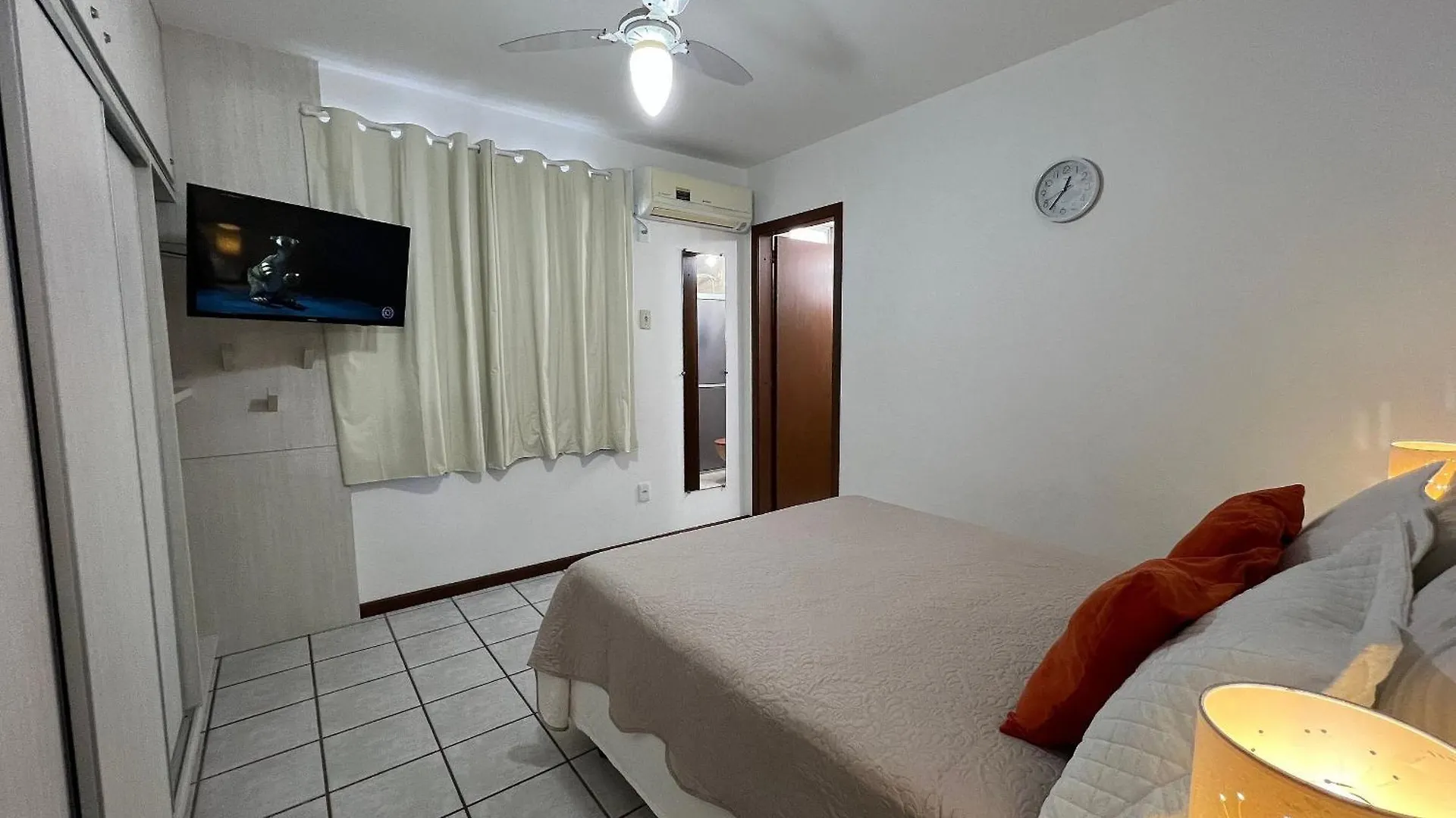 봄비나스 Residencial Ilha De Majorca 아파트